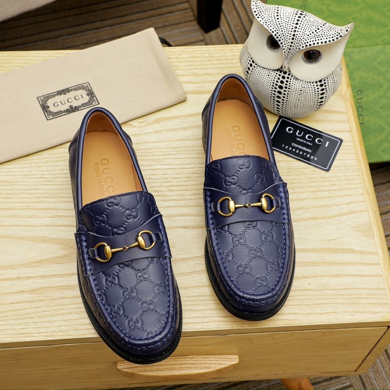 G*u*i leather shoes